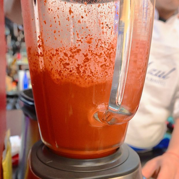 Recado rojo licuandose chachacua