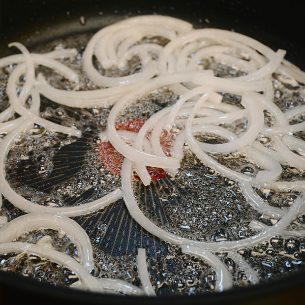 Cebollas y manteca Ibes