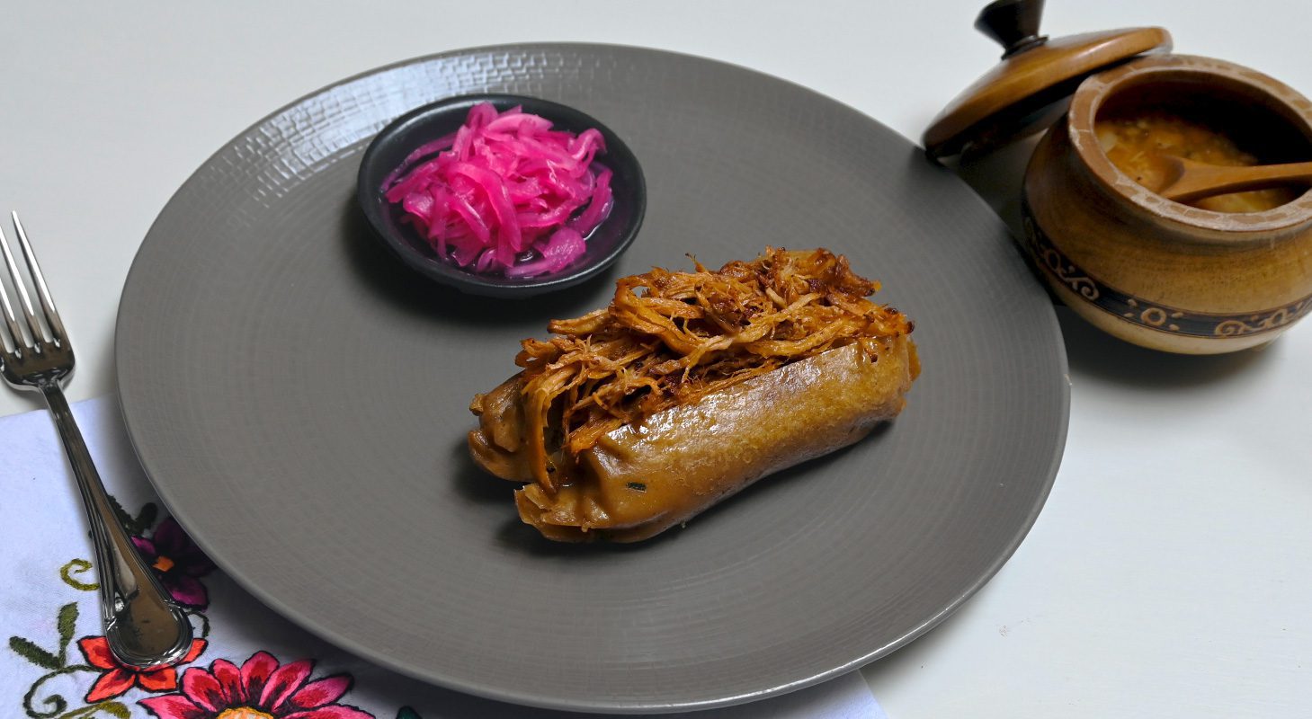 Pibiwah con Cochinita Pibil