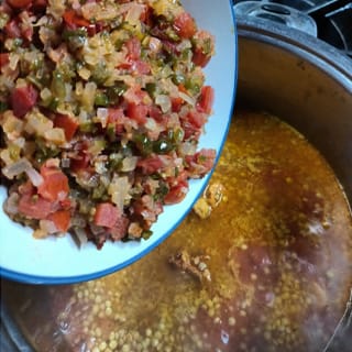 agregue el sofrito