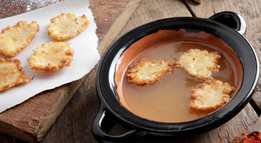 Sopa Reina o Sopa de Gotas de Harina